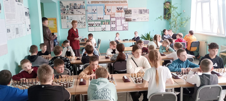 25-26 февраля состоялся городской этап Всероссийских соревнований по шахматам «Белая ладья» среди команд общеобразовательных организаций..